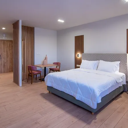 Kosmapolitan 호텔 Messíni