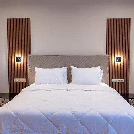 Kosmapolitan Μεσσήνη