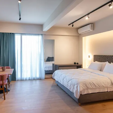 Kosmapolitan Messíni