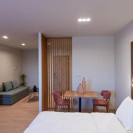 Kosmapolitan 3* Μεσσήνη