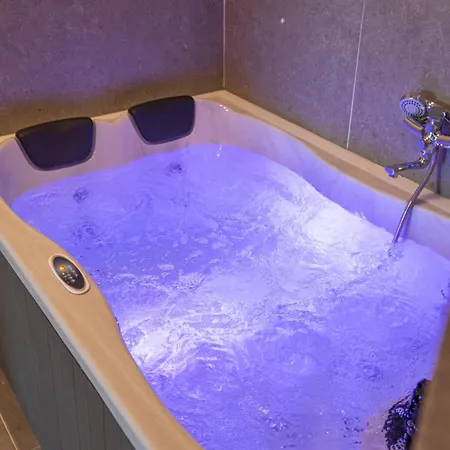 Kosmapolitan Μεσσήνη