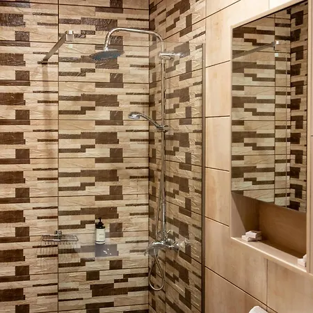 Kosmapolitan Ξενοδοχείο 3*