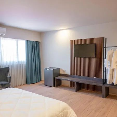 Hotel Kosmapolitan Messíni
